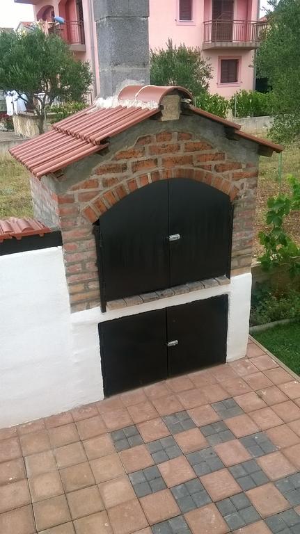 Apartment Maslina Biograd Na Moru Exterior foto